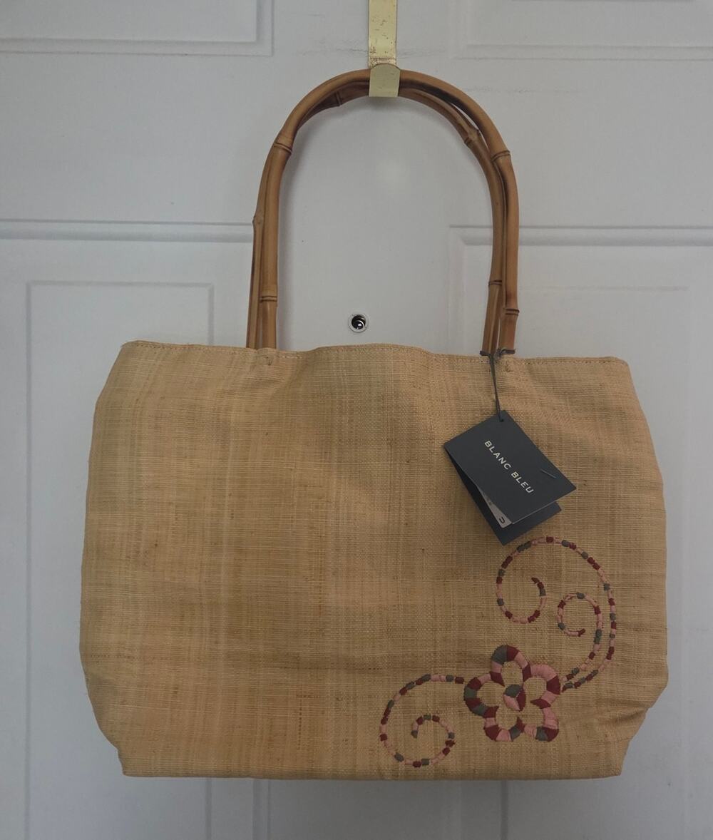 NWT Blanc Bleu Raffia Tote Bamboo Handle Embroidered Floral Bag Beige